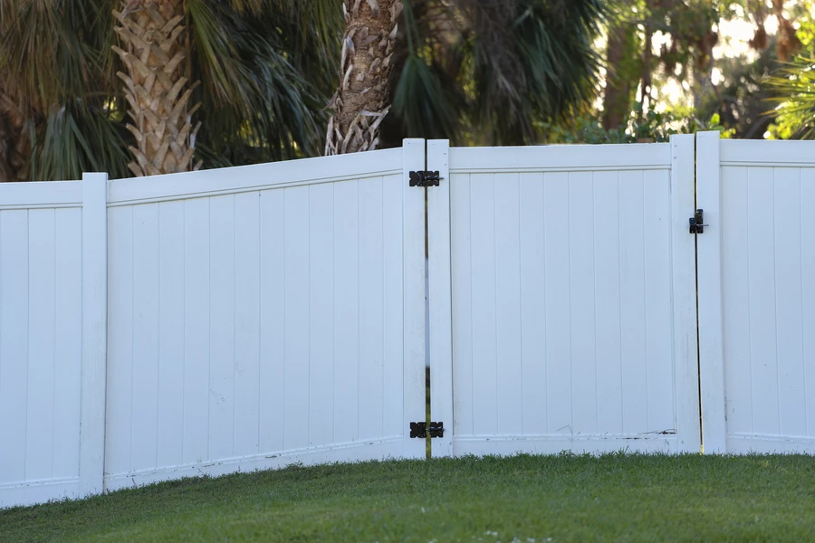 Affordable Vinyl Fence Installation Monroe, NC