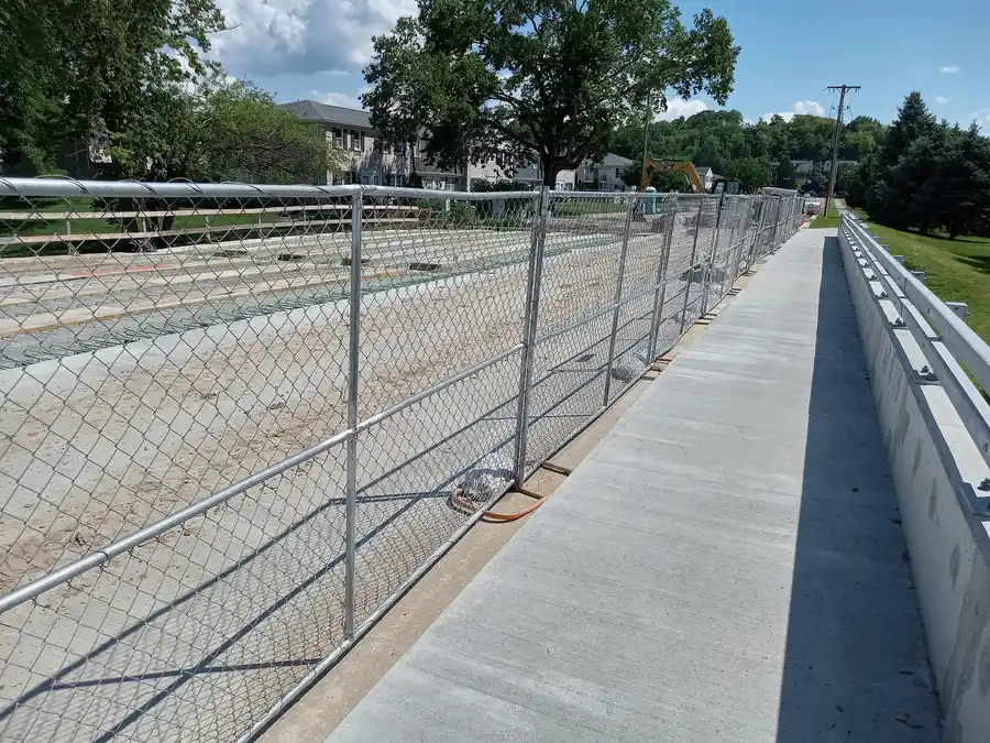 Choosing The Right Height And Gauge For Chain Link Fencing Monroe, NC