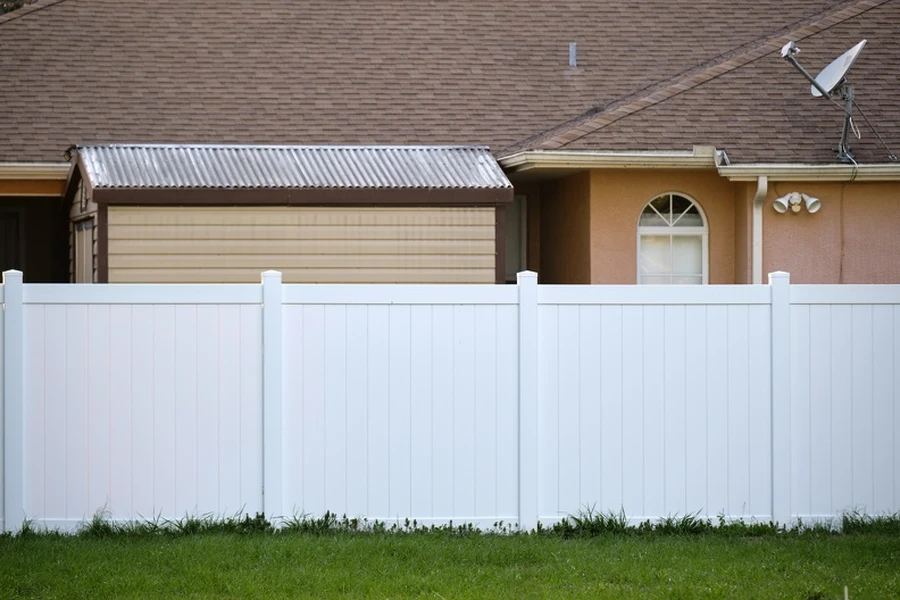 Vinyl Fence Installation Versus Wood Fencing Solutions Monroe, NC